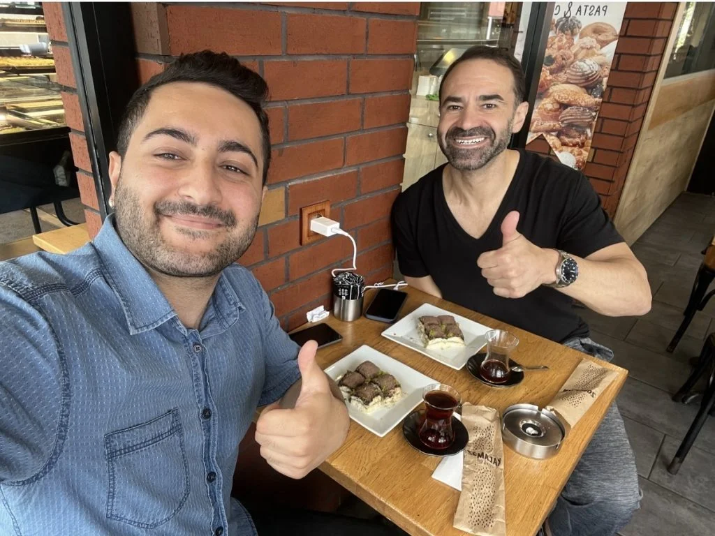 Пациент из США с координатором клиники ESTE IN TURKEY